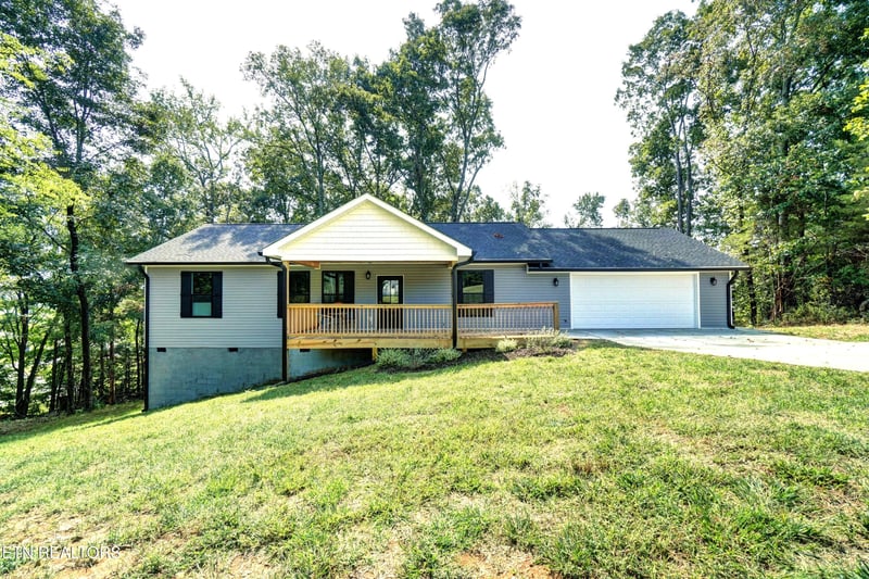 105 County Rd 344, Sweetwater, TN 37874