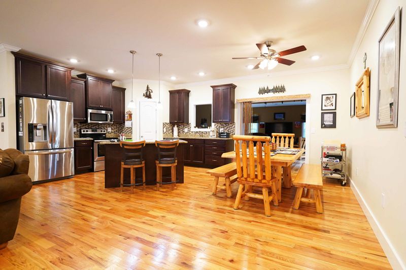 105 County Road 3050, Athens, TN 37303