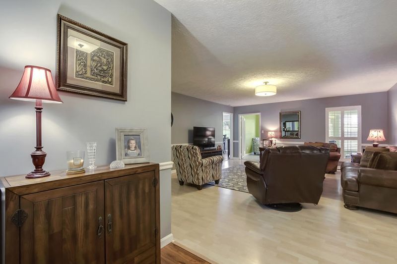 105 County Road 722, Athens, TN 37303
