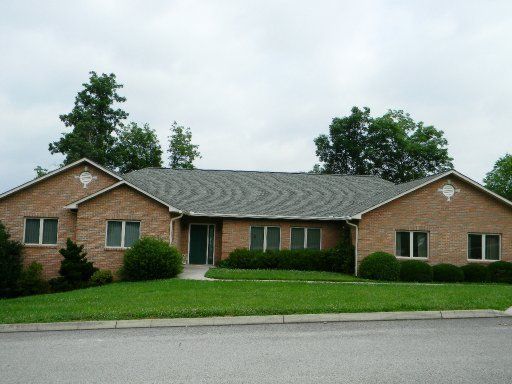 105 Dover Ln, Oak Ridge, TN 37830