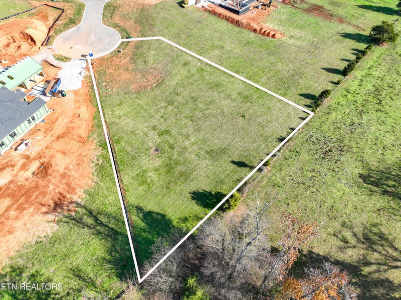105 Ella Louise Cir, Greenback, TN 37742