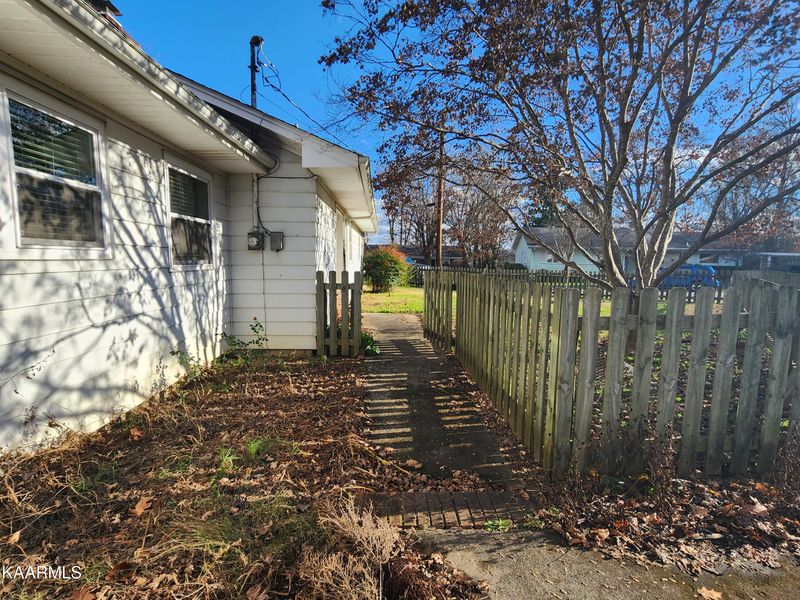 105 Euclid Pl, Oak Ridge, TN 37830