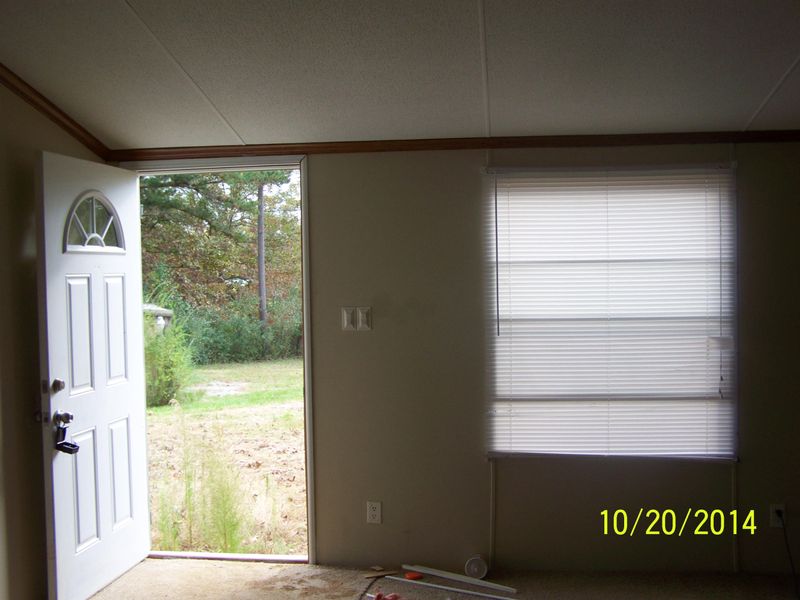 105 Gordon Lowe Rd, Rockwood, TN 37854