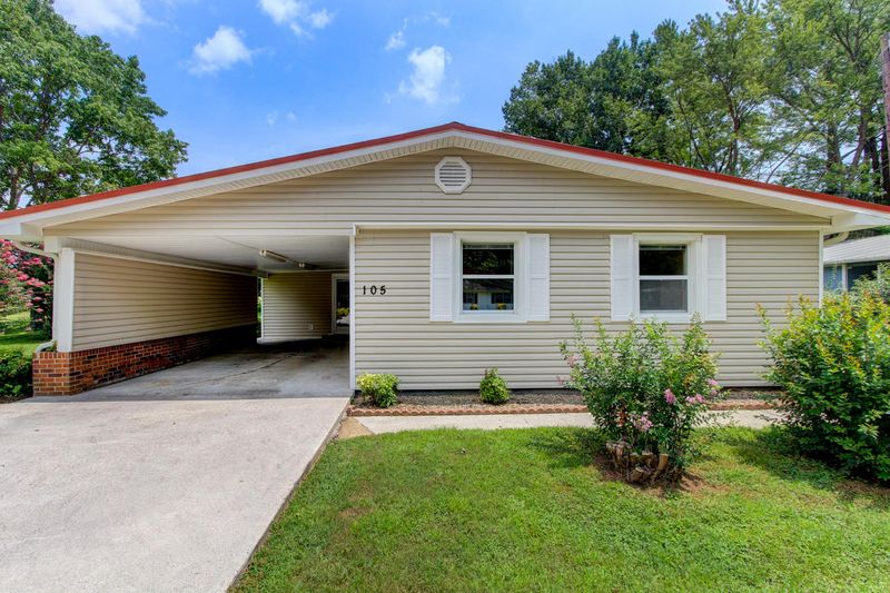 105 Goucher Cir, Oak Ridge, TN 37830