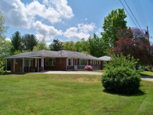 105 Hillcrest Dr, Kingston, TN 37763
