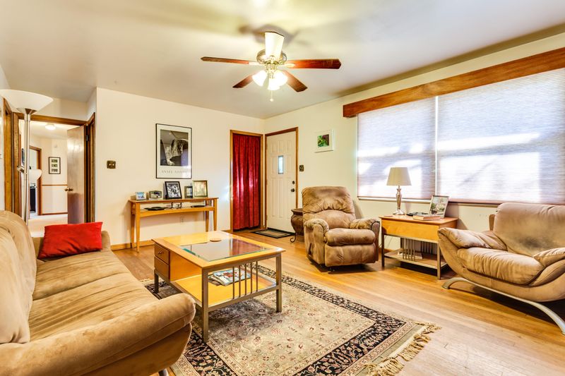 105 Ithaca Ln, Oak Ridge, TN 37830