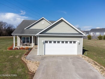 105 Legacy Park Blvd, Loudon, TN 37774