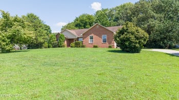 105 Lunker Ln, Louisville, TN 37777