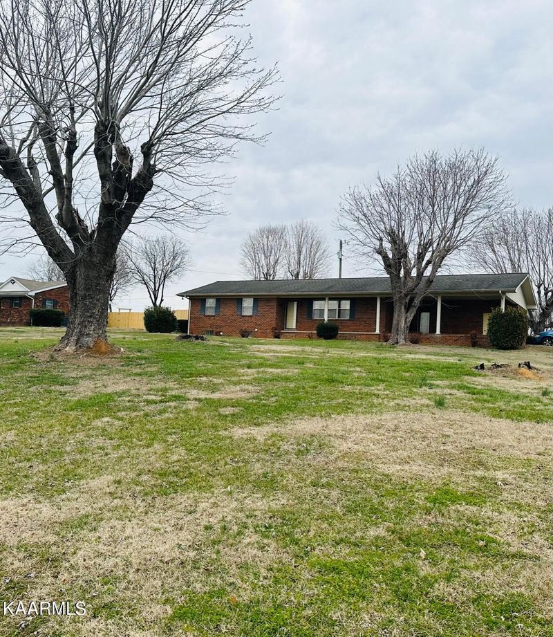 105 Mcclellan Rd, Madisonville, TN 37354