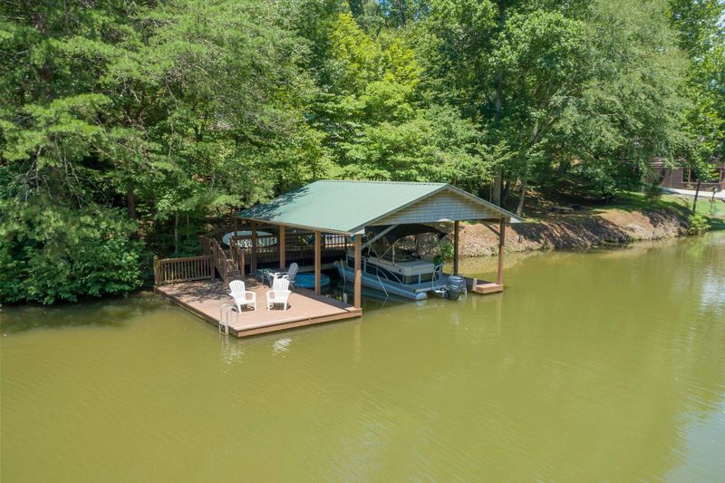 105 Mount Vista Dr, Vonore, TN 37885