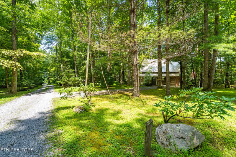 105 Mountain Brook Way, Cosby, TN 37722