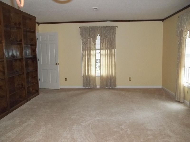 105 Newton Ln, Oak Ridge, TN 37830