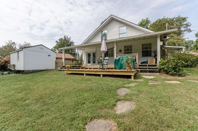 105 Paine Ln, Oak Ridge, TN 37830