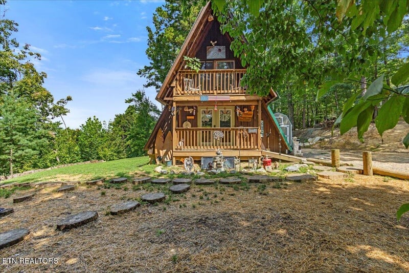 105 Payne Mountain Rd, Tellico Plains, TN 37385