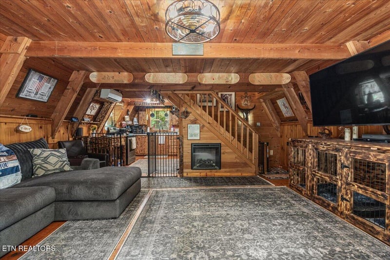 105 Payne Mountain Rd, Tellico Plains, TN 37385