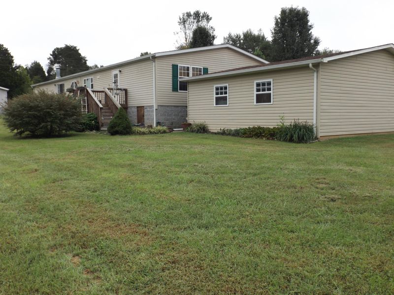 105 Rex Ln, Friendsville, TN 37737