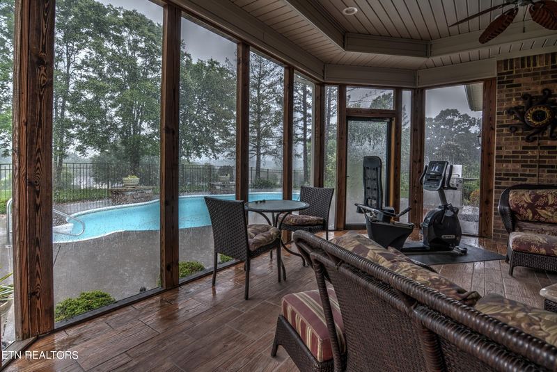 105 Santee Way, Loudon, TN 37774