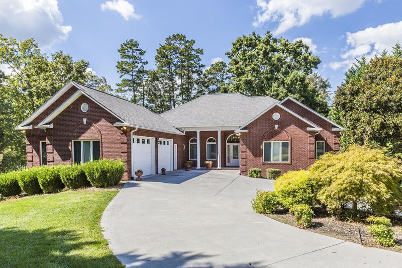 105 Spavinaw Pl, Loudon, TN 37774