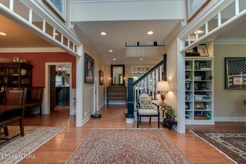 105 Stonebridge Way, Oak Ridge, TN 37830