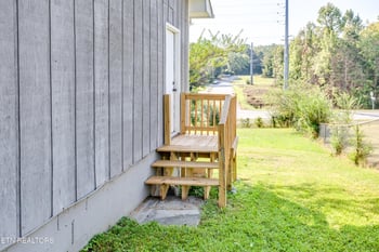 105 Tracy Ln, Oak Ridge, TN 37830