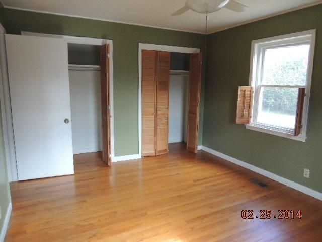 105 W Pawley Rd, Oak Ridge, TN 37830