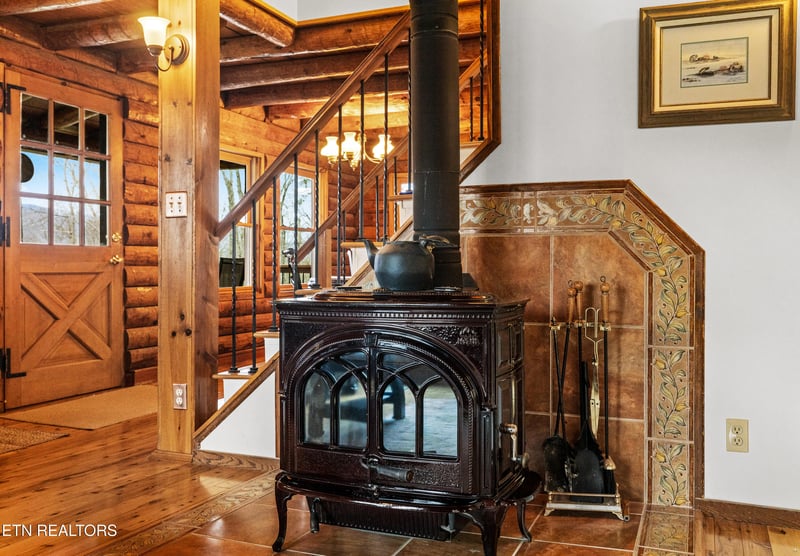 105 Wildwood Tr, Andersonville, TN 37705