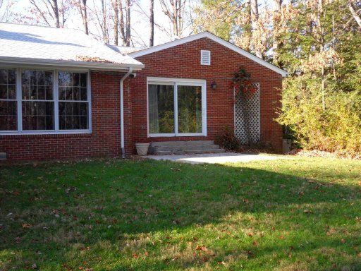 105 Windgate Rd, Oak Ridge, TN 37830