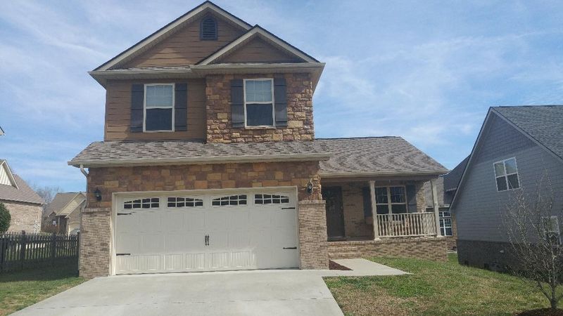 105 Wolf Creek Way, Oak Ridge, TN 37830