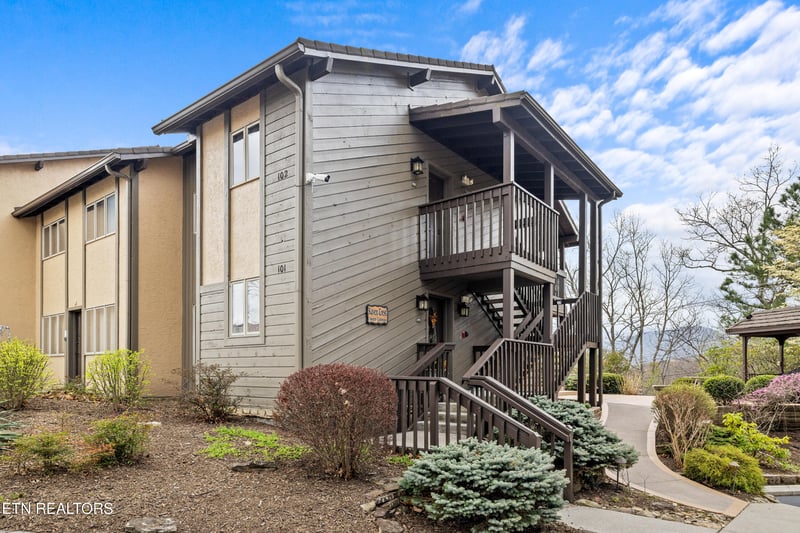 1050 Ski View Dr #102, Gatlinburg, TN 37738