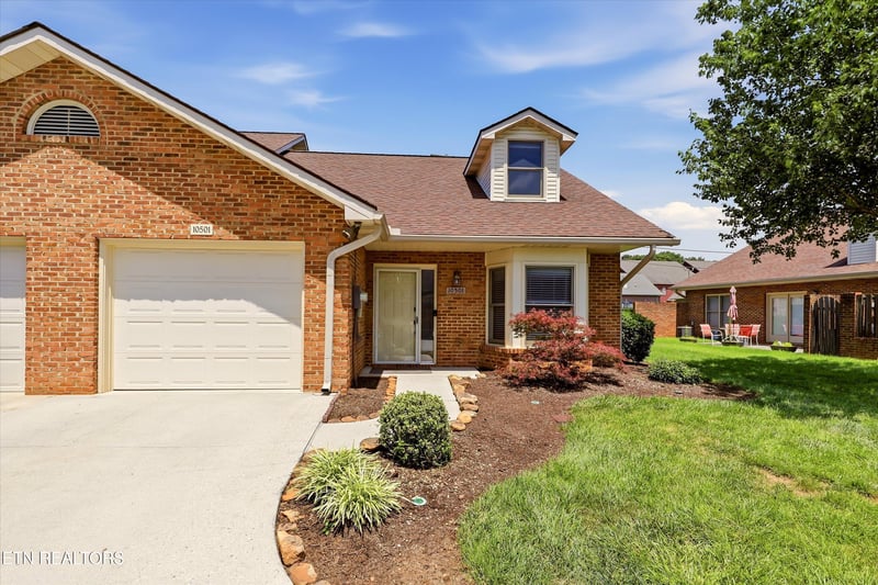 10501 Raven Ct, Knoxville, TN 37922