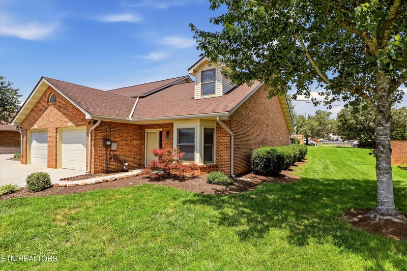 10501 Raven Ct, Knoxville, TN 37922