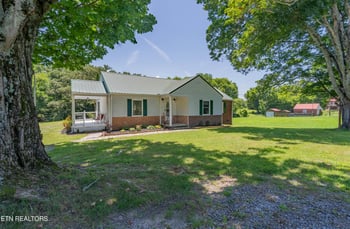 10508 Asheville Hwy, Strawberry Plains, TN 37871
