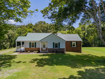 10508 Asheville Hwy, Strawberry Plains, TN 37871