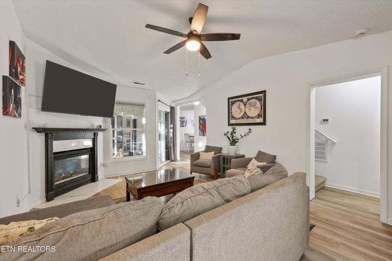 10508 Lone Star Way, Knoxville, TN 37932