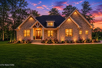 1052 Catoosa Ridge Dr, Crossville, TN 38571