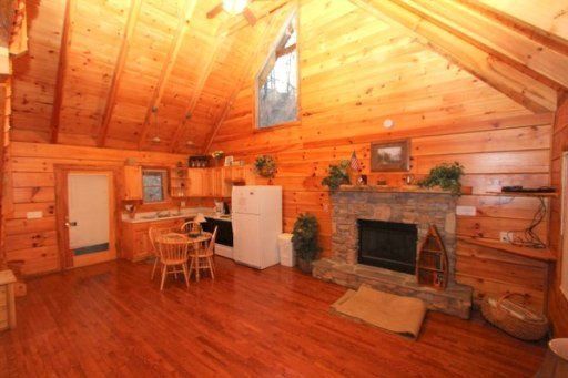 1054 Sunrise Blvd, Sevierville, TN 37862