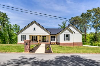 1056 Chula Vista Dr, Friendsville, TN 37737
