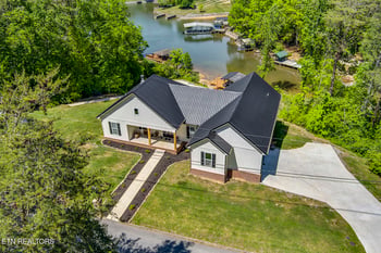 1056 Chula Vista Dr, Friendsville, TN 37737
