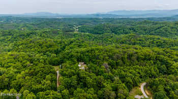 1056 Dudley Dr, Sevierville, TN 37876