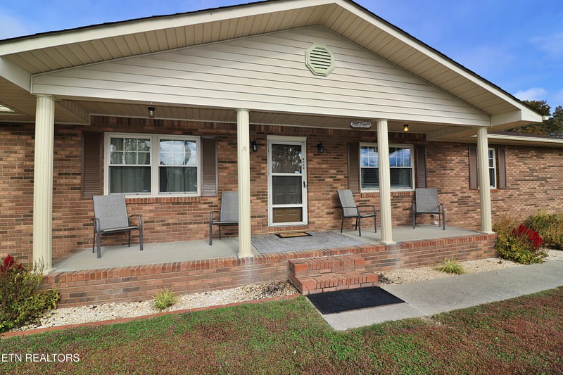 1058 Mountain View Rd, Robbins, TN 37852