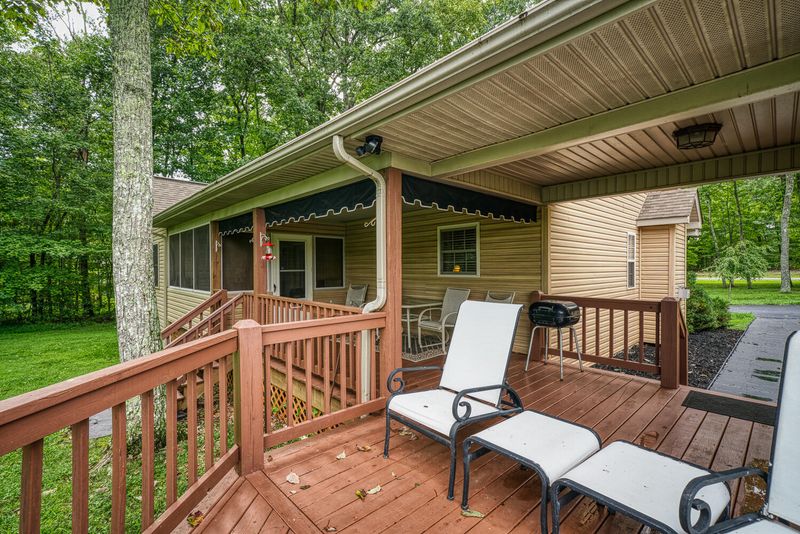 1059 Belmont Dr, Monterey, TN 38574