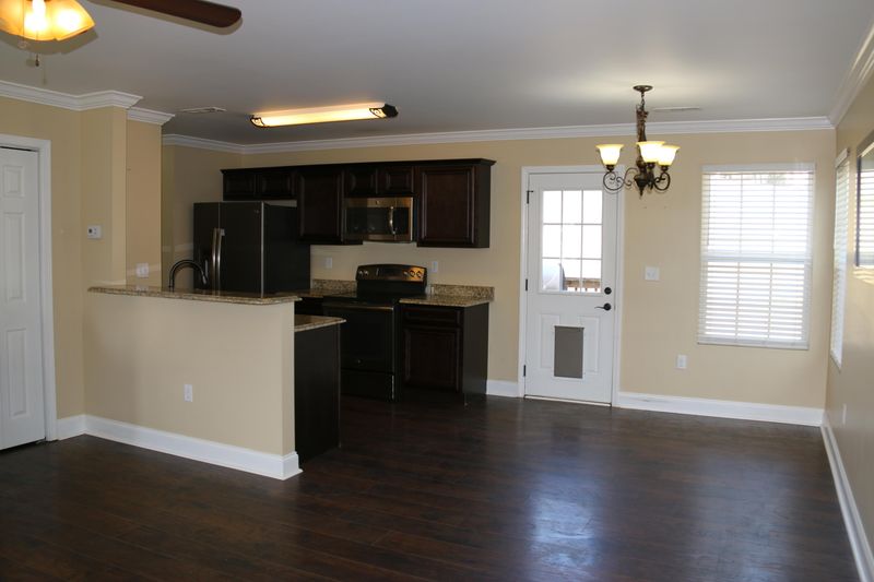 1059 Stones Throw Ln, Sevierville, TN 37876