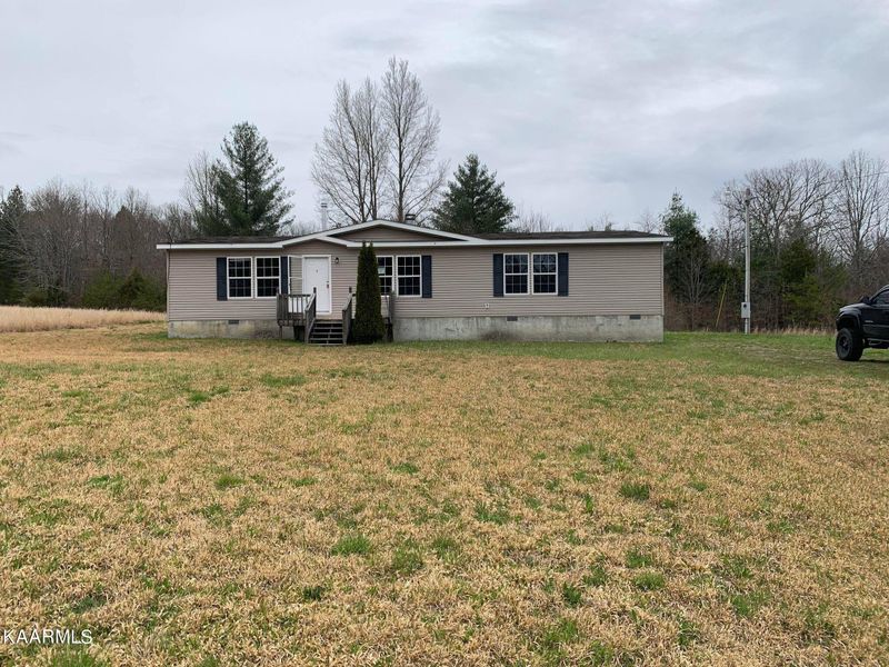 106 Aytes Ln, Lancing, TN 37770