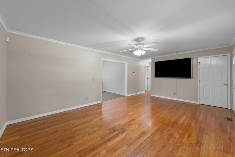 106 Balboa Dr, Rockwood, TN 37854