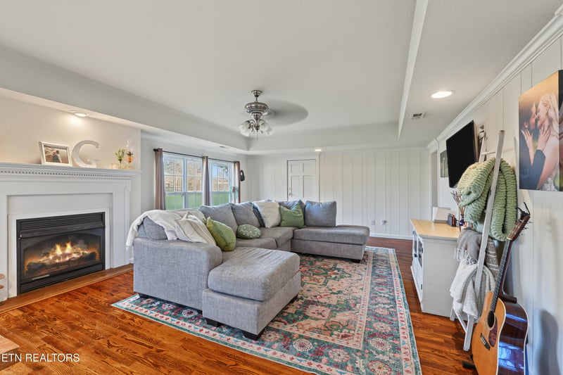 106 Carter Dr, Maryville, TN 37801