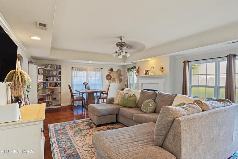 106 Carter Dr, Maryville, TN 37801