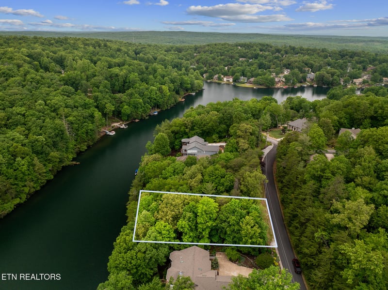 106 Chatham Ln, Fairfield Glade, TN 38558