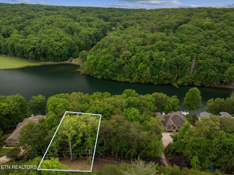 106 Chatham Ln, Fairfield Glade, TN 38558