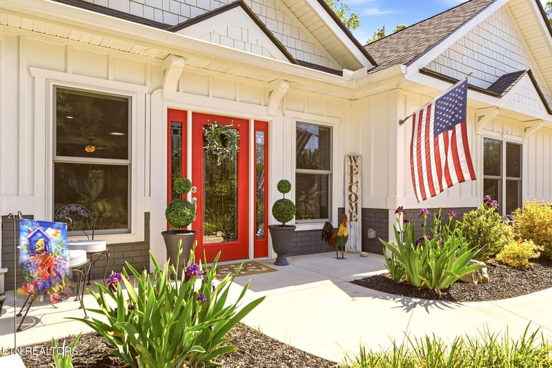 106 Chatuga Dr/ 103 Tsuhdatsi Dr, Loudon, TN 37774