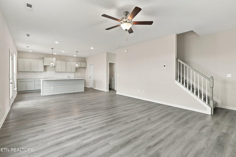 106 Clover Meadow Ln, Maryville, TN 37801